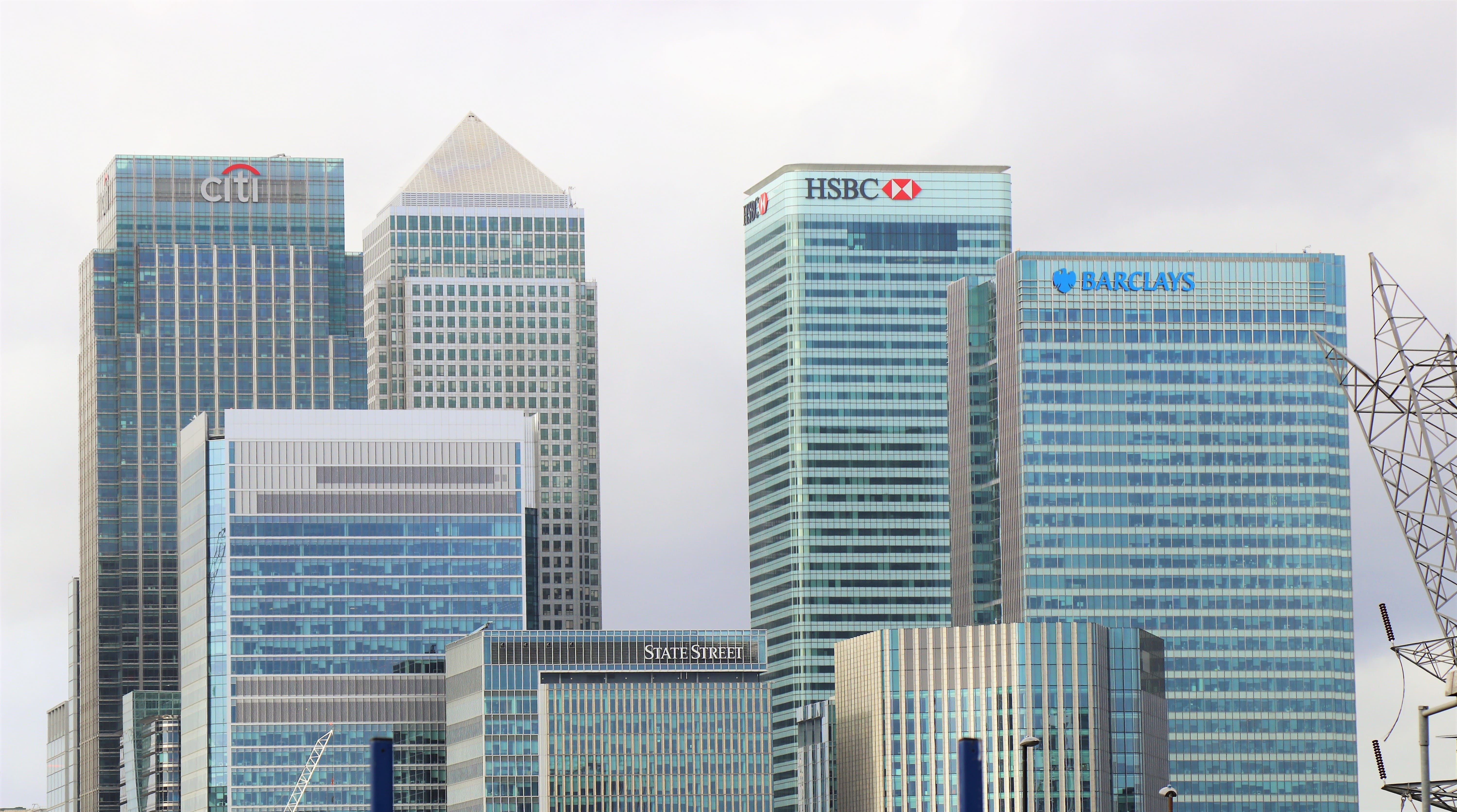 Why Small and Medium-Size Banks Must Embrace the Creatio CRM: An Executive Insight