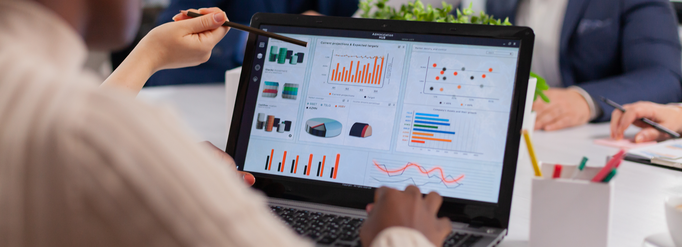 XAAS Genie Partners with LeadSquared to Deliver Powerful CRM Solutions and Low-Code/No-Code Expertise